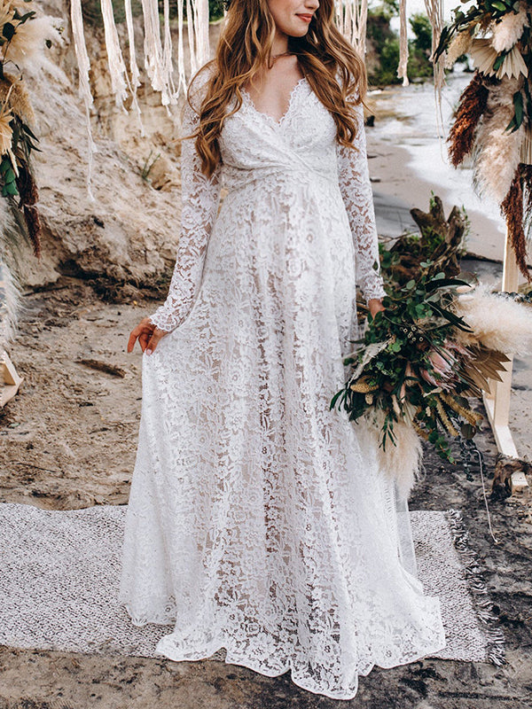 Stilla | Lang Kjole in Blonde Med V-hals Uden Ryg Stor Sving Brudekjole Elegante Aften Premama Hvid