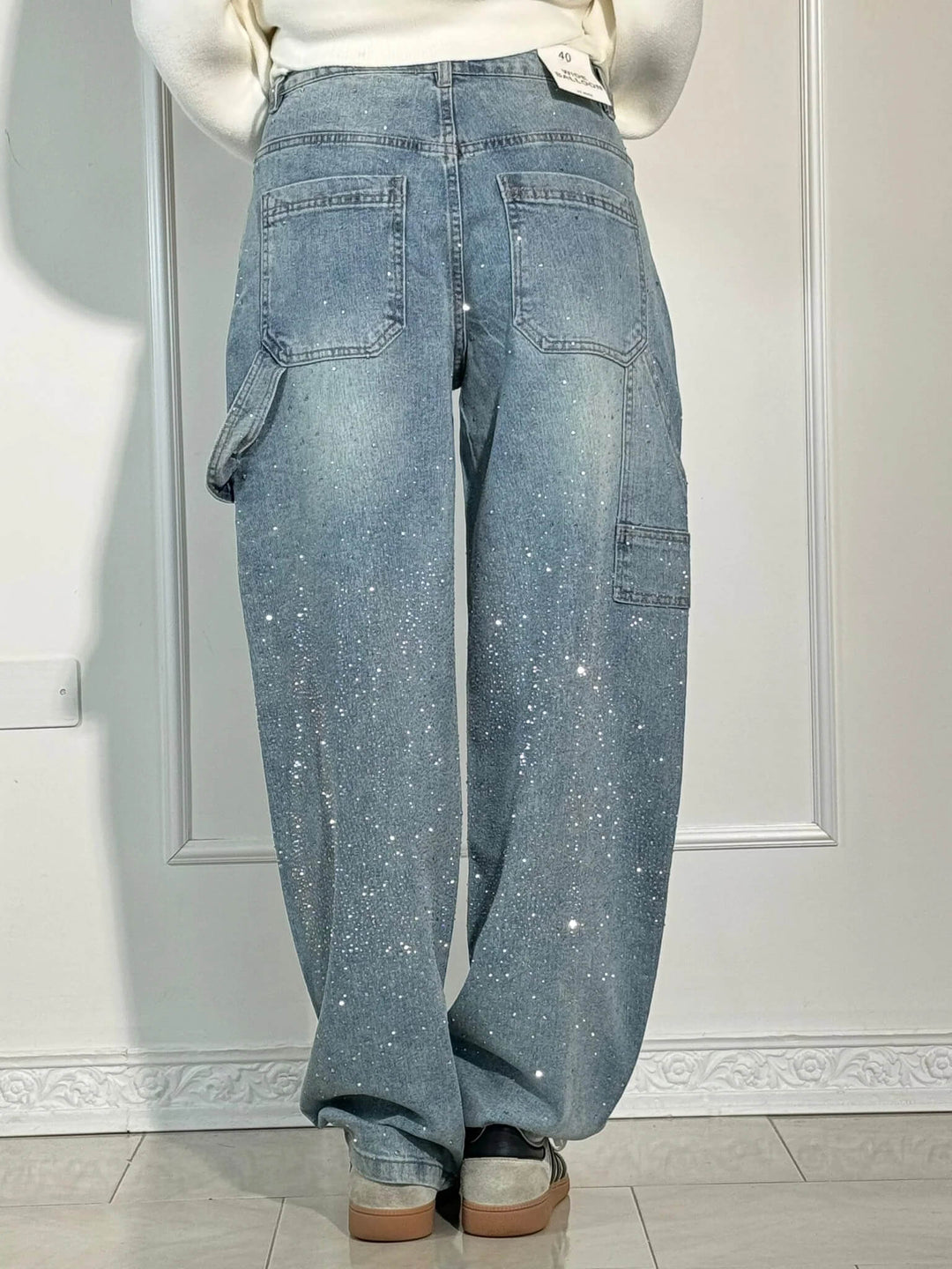 Stilla | Løst Skårne Jeans Med Knaplukning Og Lommer