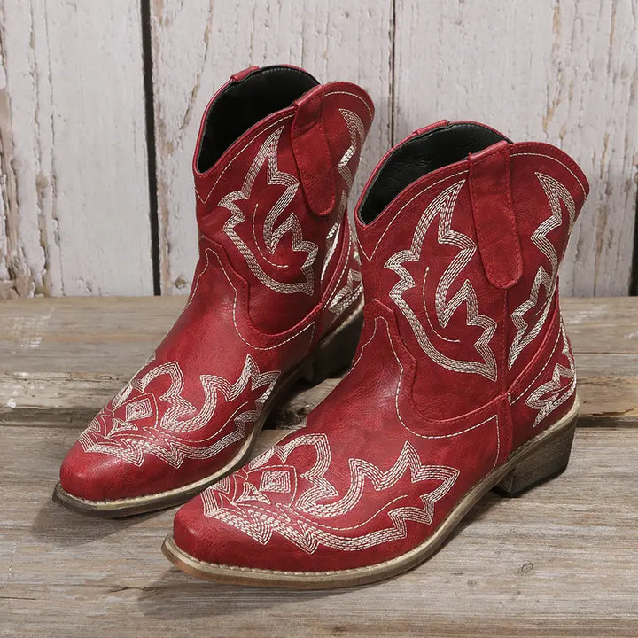 Stilla | Elegant Broderede Western Støvler