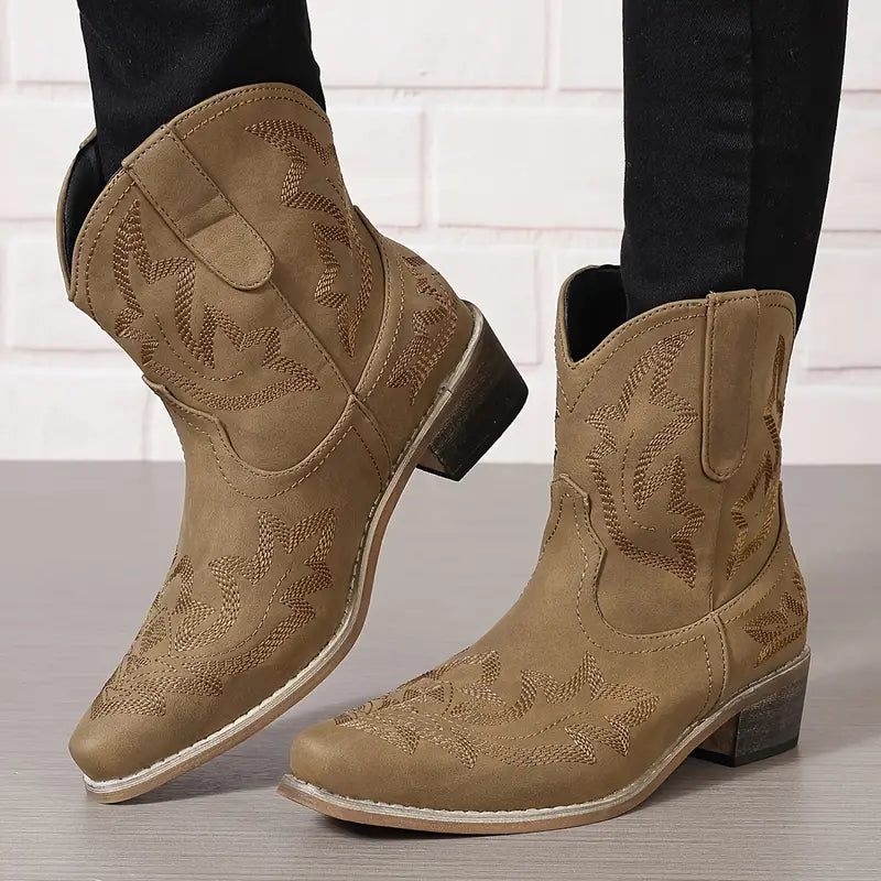 Stilla | Elegant Broderede Western Støvler