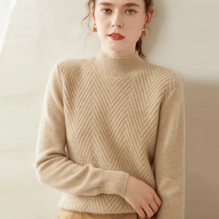 Stilla | med Chevron-Mønster og Mock Neck