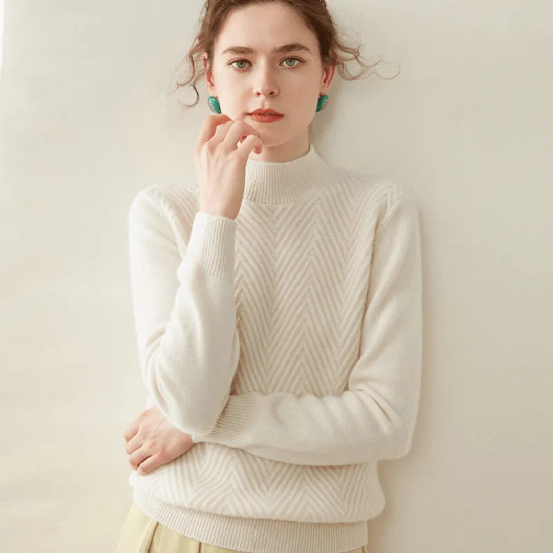 Stilla | med Chevron-Mønster og Mock Neck