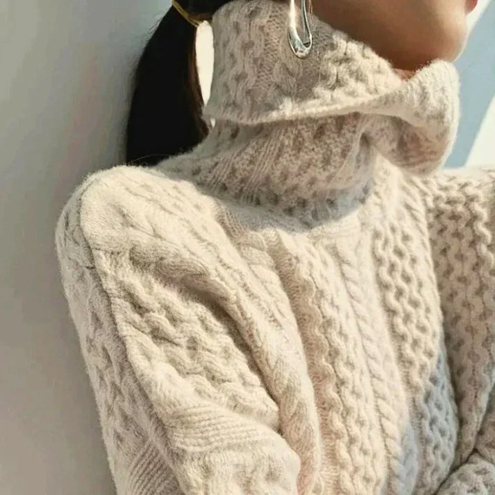 Stilla | Blød højhalset sweater