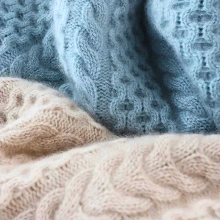 Stilla | Blød højhalset sweater