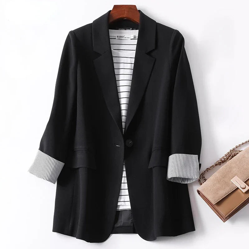 Stilla | afslappet blazer med lange ærmer