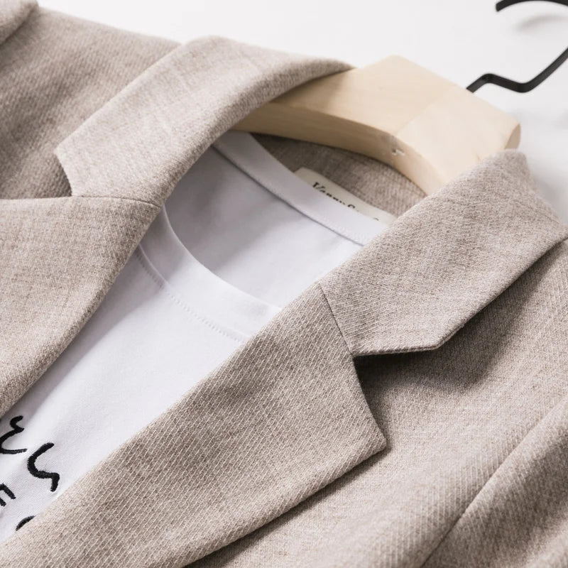 Stilla | afslappet blazer med lange ærmer
