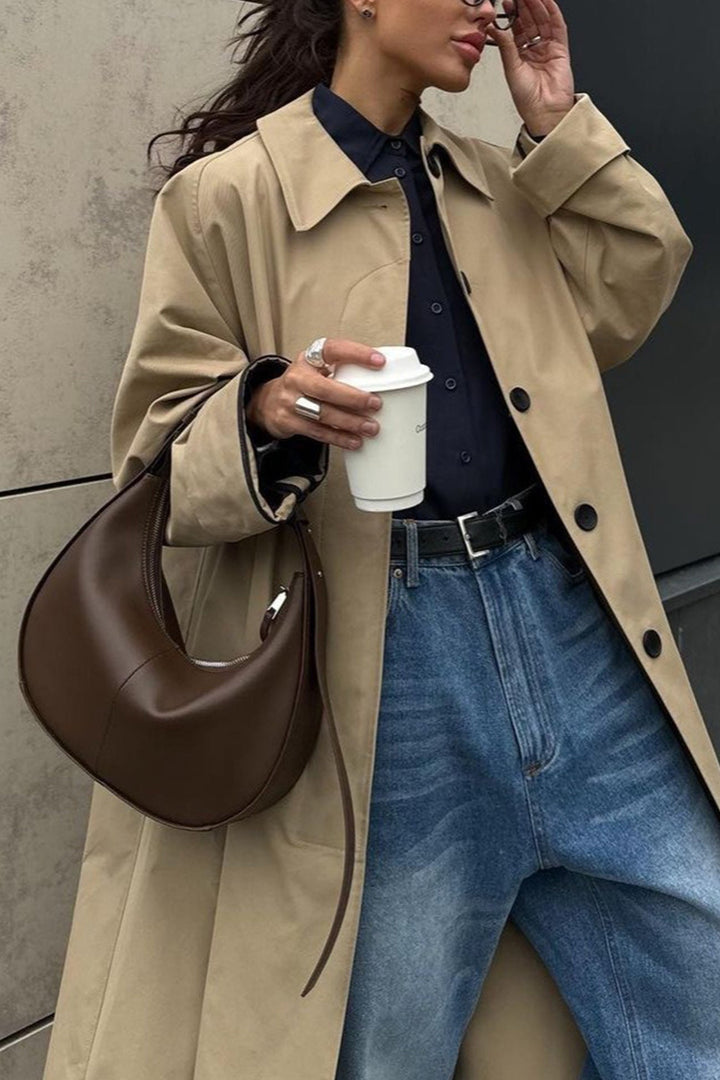 Stilla | Trenchcoat i bomuld med enkel knaplukning og revers