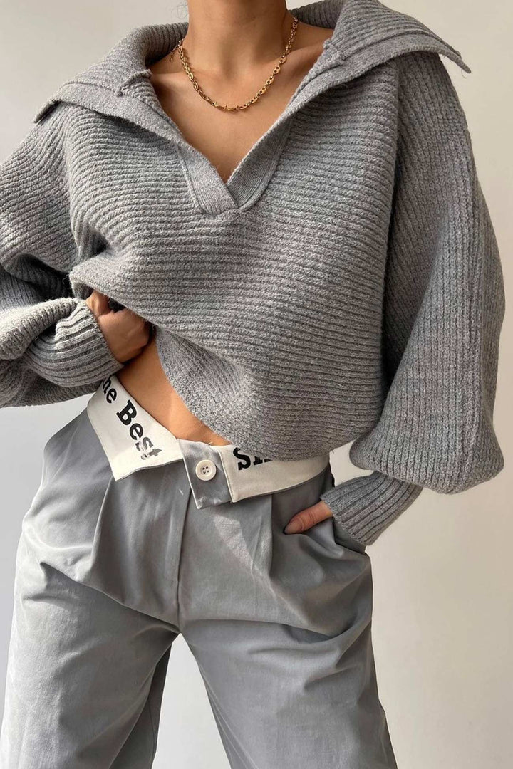 Stilla | Pullover med V-udskæring og puffærmer
