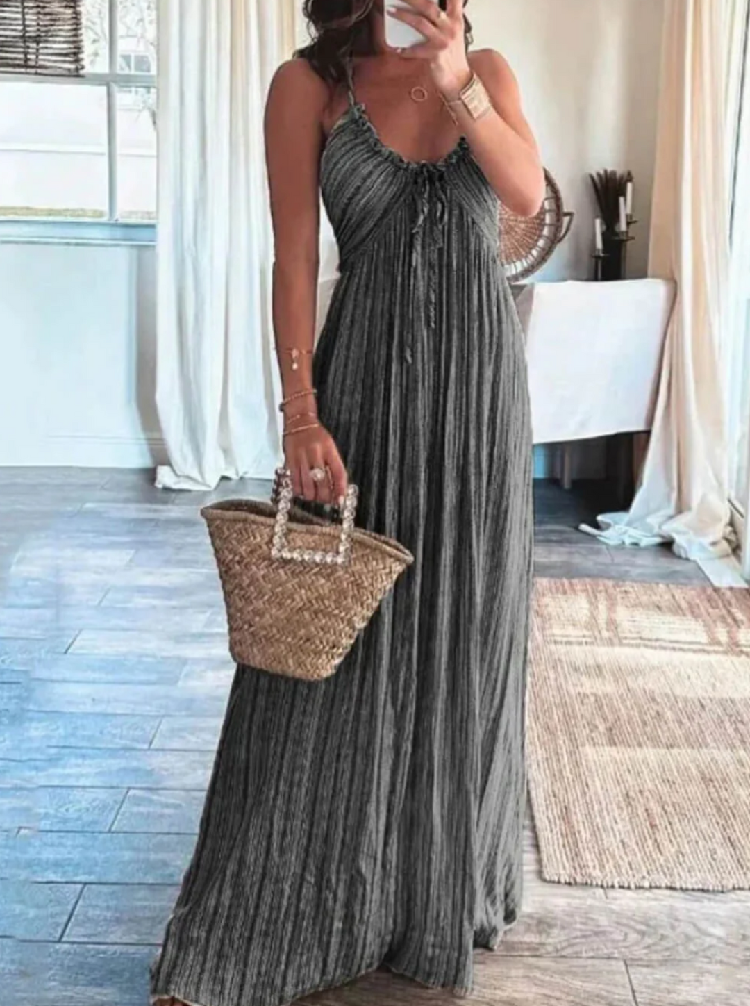 Stilla | Halterneck Maxi Kjole Med Stropper
