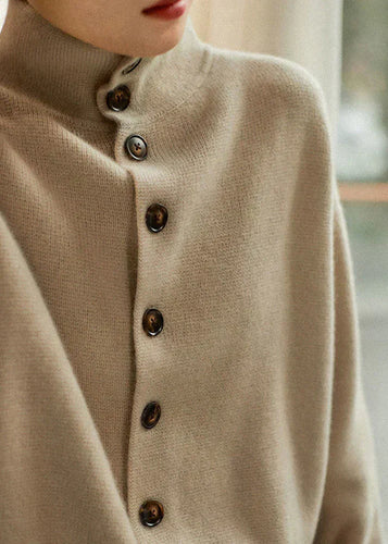 Stilla | Pullover med rullekrave og knapliste