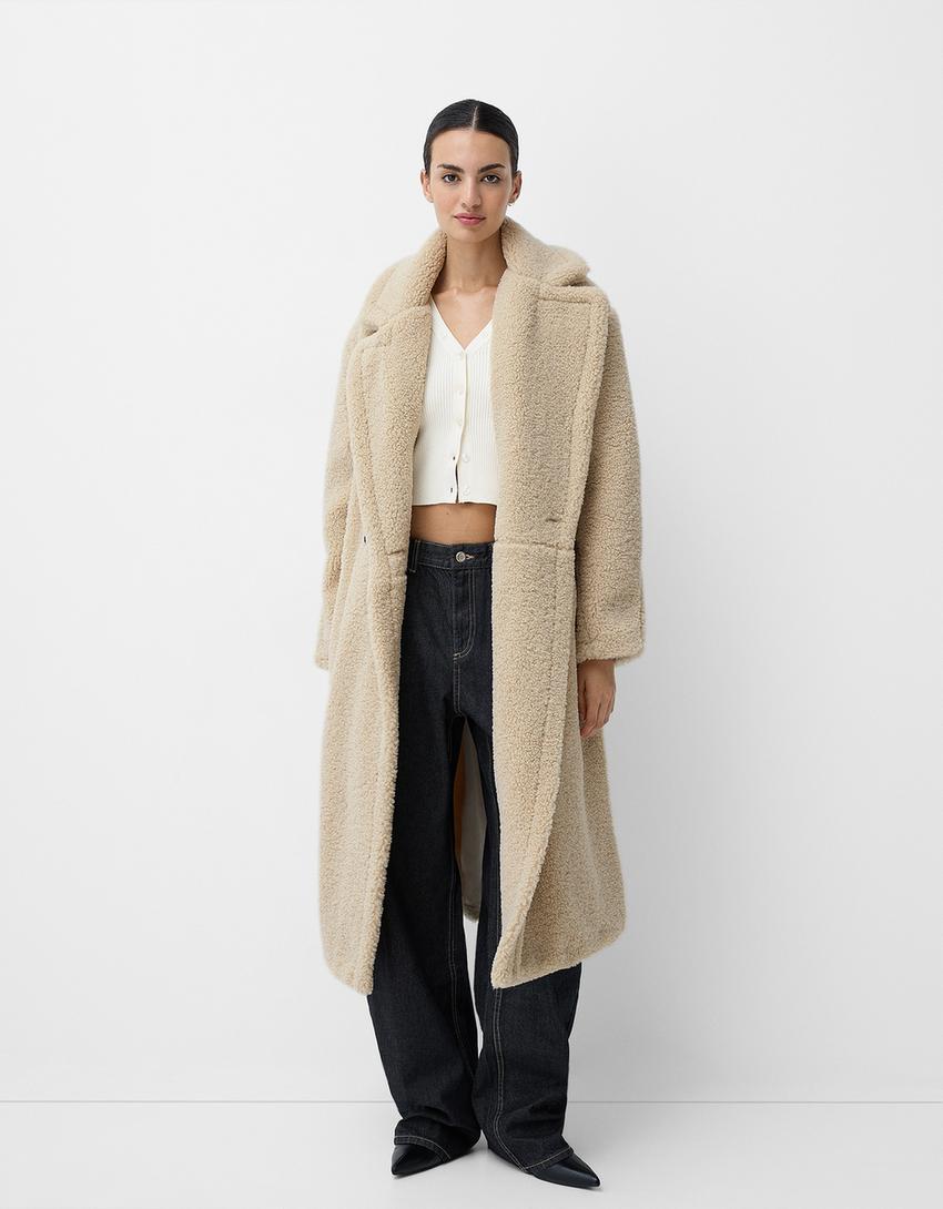 Stilla | Behagelig Dame Størrelse Overcoats Stilfuld Kunstpels med Varm Elegance