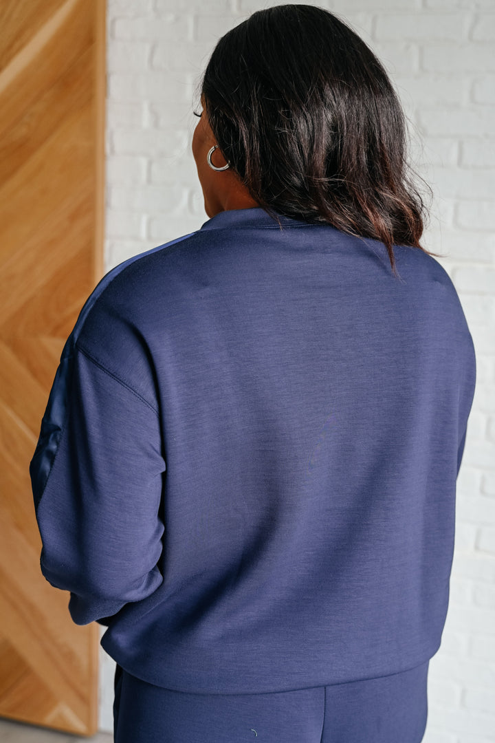 Stilla | Pull Med Stribet Røgrå Satin