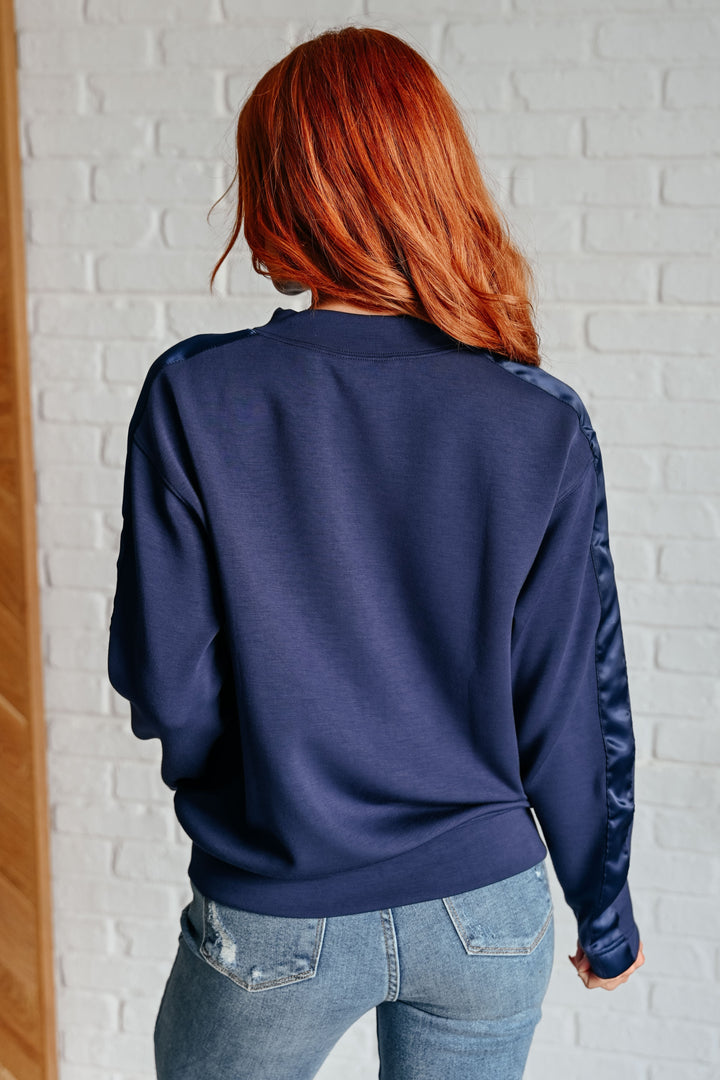 Stilla | Pull Med Stribet Røgrå Satin