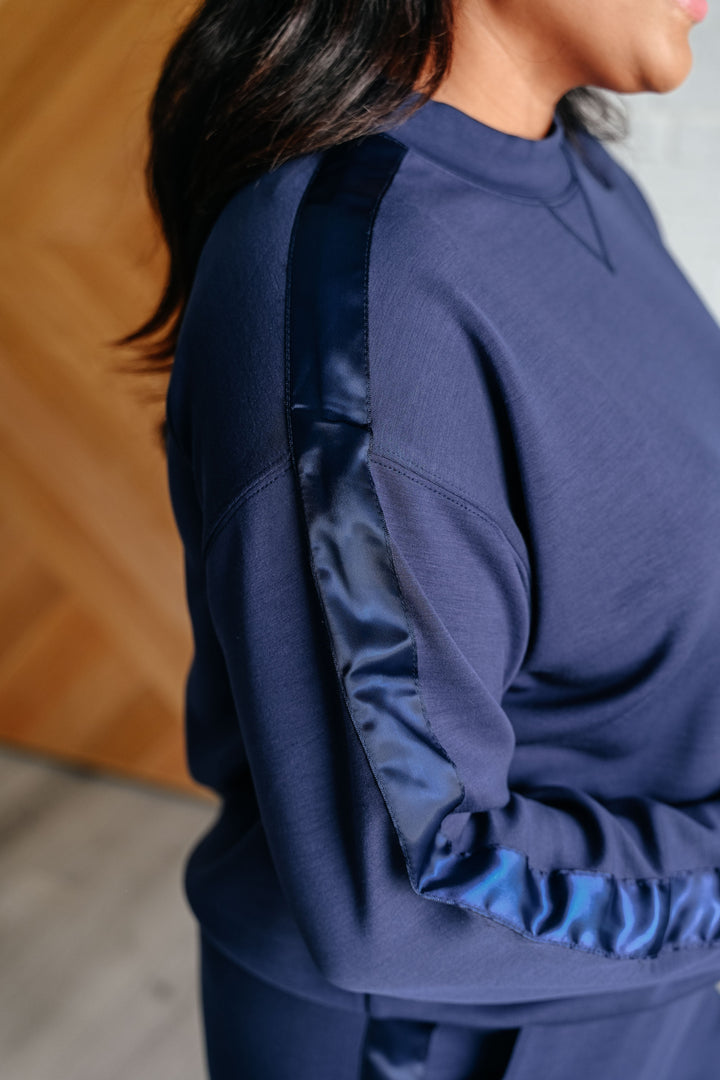 Stilla | Pull Med Stribet Røgrå Satin