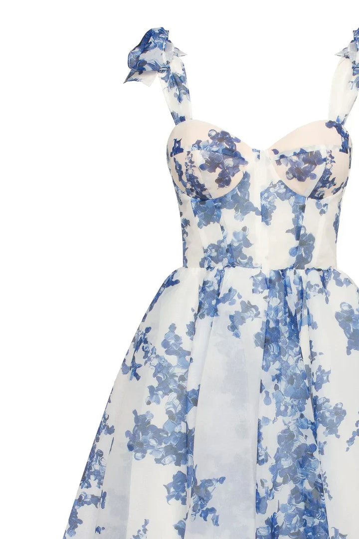 Stilla | Blå Hortensia Mønstret Organza Midikjole