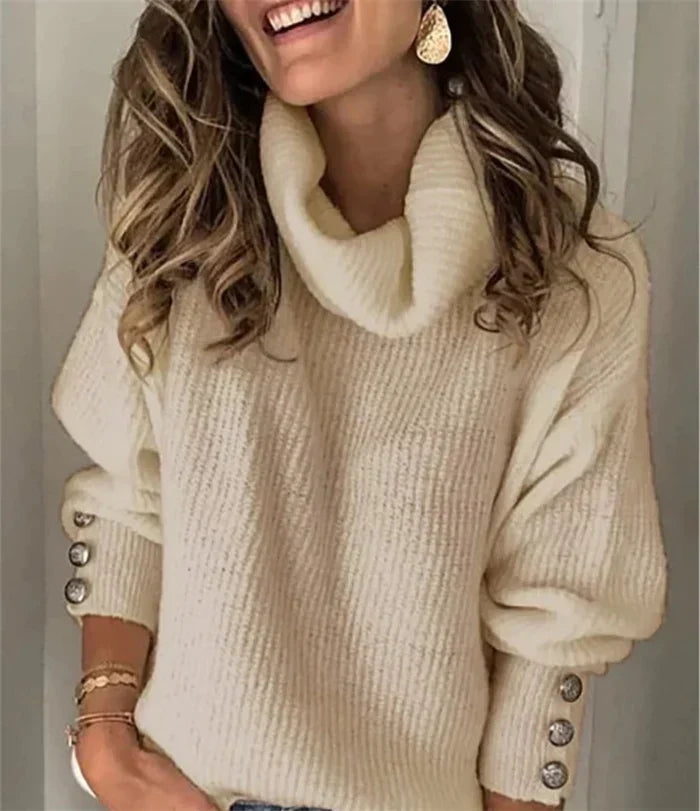 Stilla | Elegant Damenpullover med dekorative knapper
