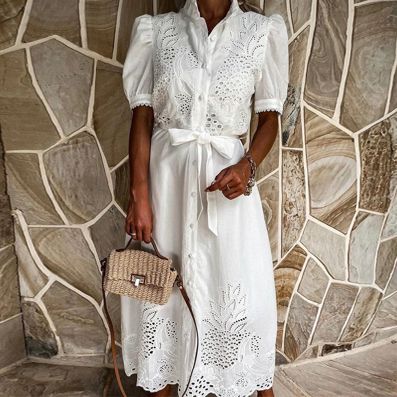 Stilla | Chic Broderet Kjole