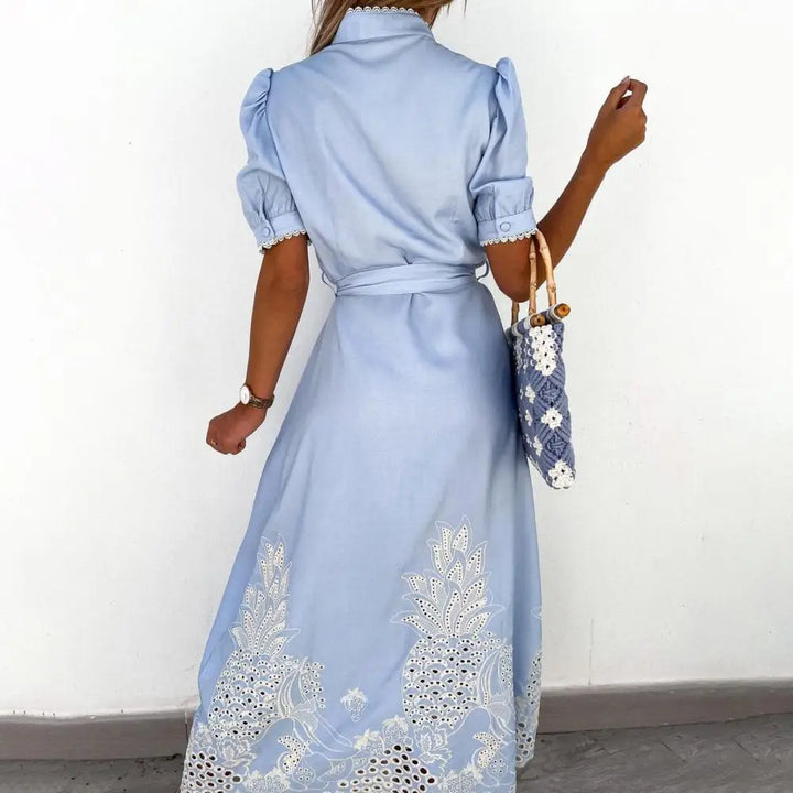 Stilla | Chic Broderet Kjole
