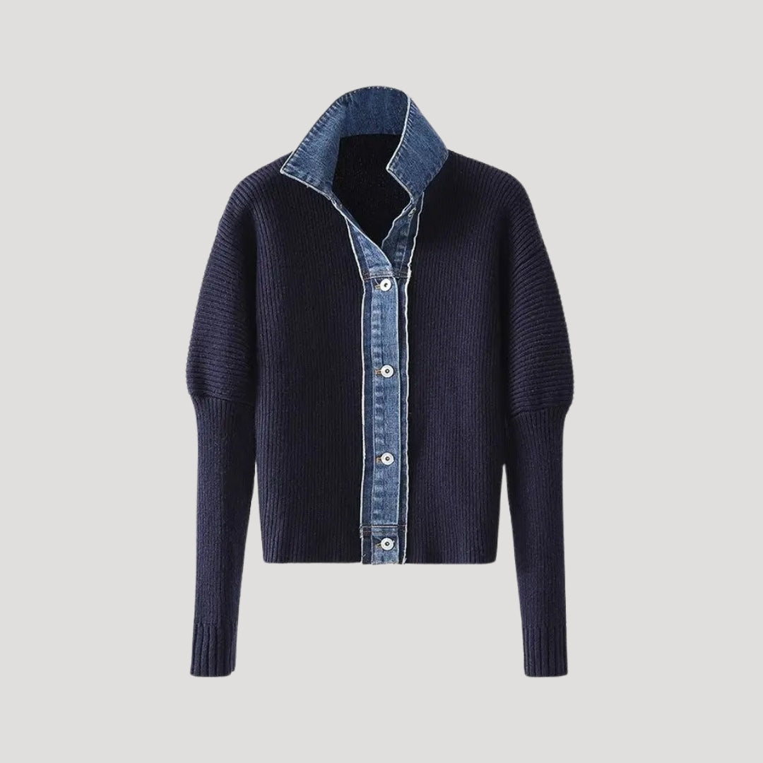 Stilla | Pullover med Denim Krave og Knapstolpe