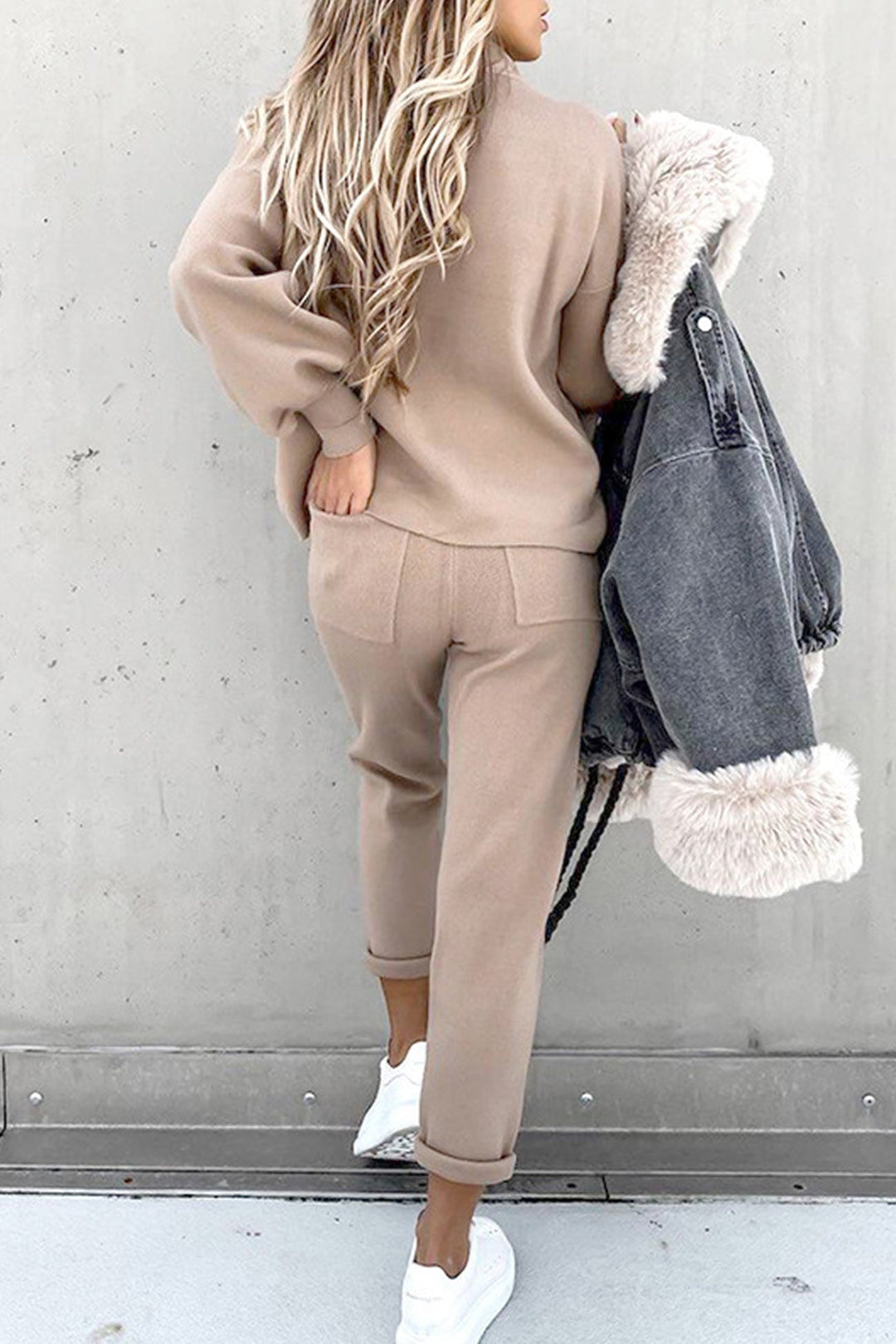Stilla | Langeærmet Sweatshirt Jumpsuit Med Ståkrave Og Pufærmer
