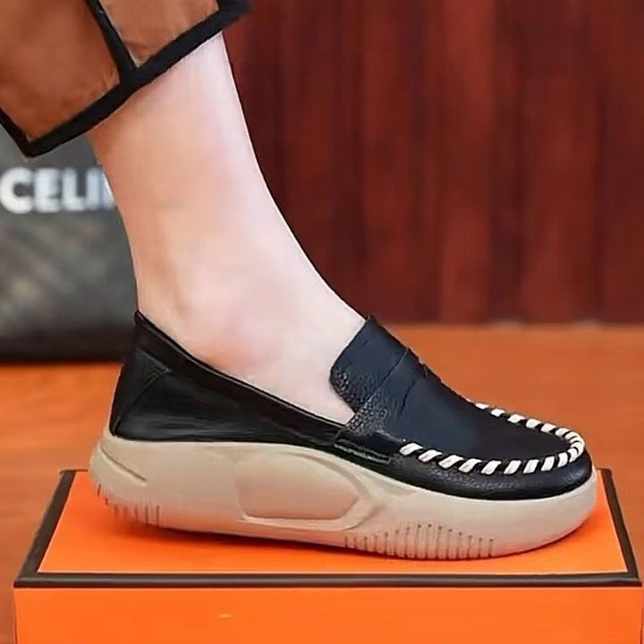 Dame Slip-On Mokkasiner med elegant pyntesyning og komfortabel profilsål Stilla