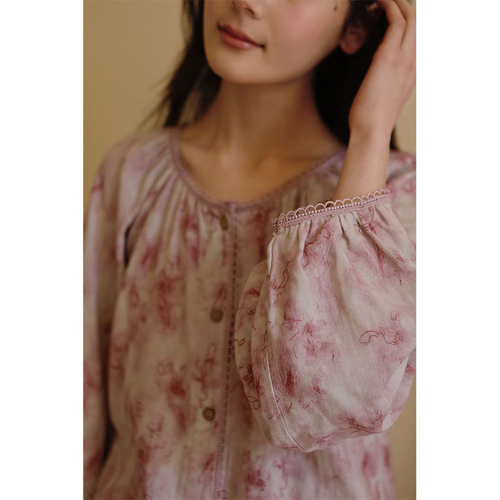 Dame let bluse med romantisk blomsterprint og feminin pasform Stilla