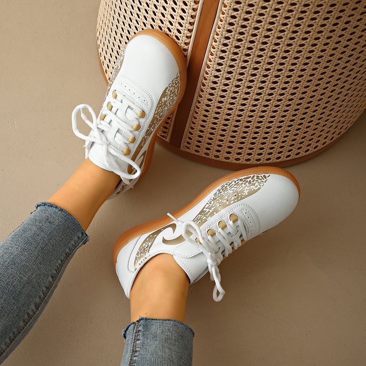 Dame Sporty Sneakers med mønstret overdel og skridsikker sål Stilla