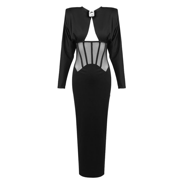 Dame Elegant aftenkjole med transparente indlæg og figursyet design Skovae