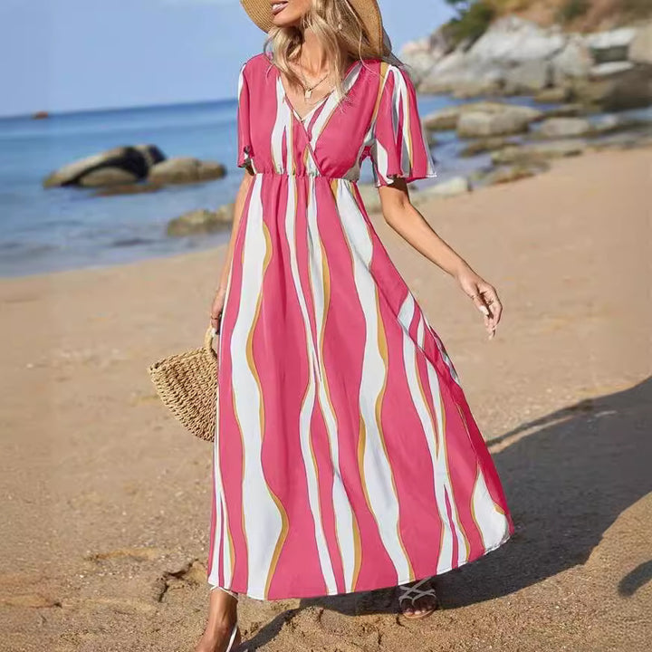 Dame Maxikjole med elegant bølgeoptik og V-udskæring Stilla