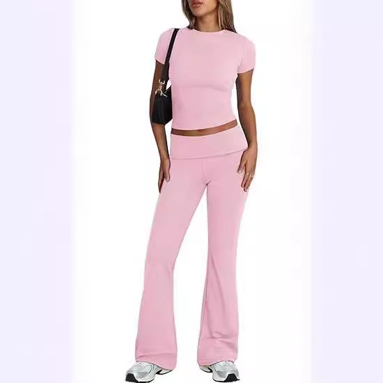 Dame sæt bestående af tætsiddende top og bootcut-bukser Stilla