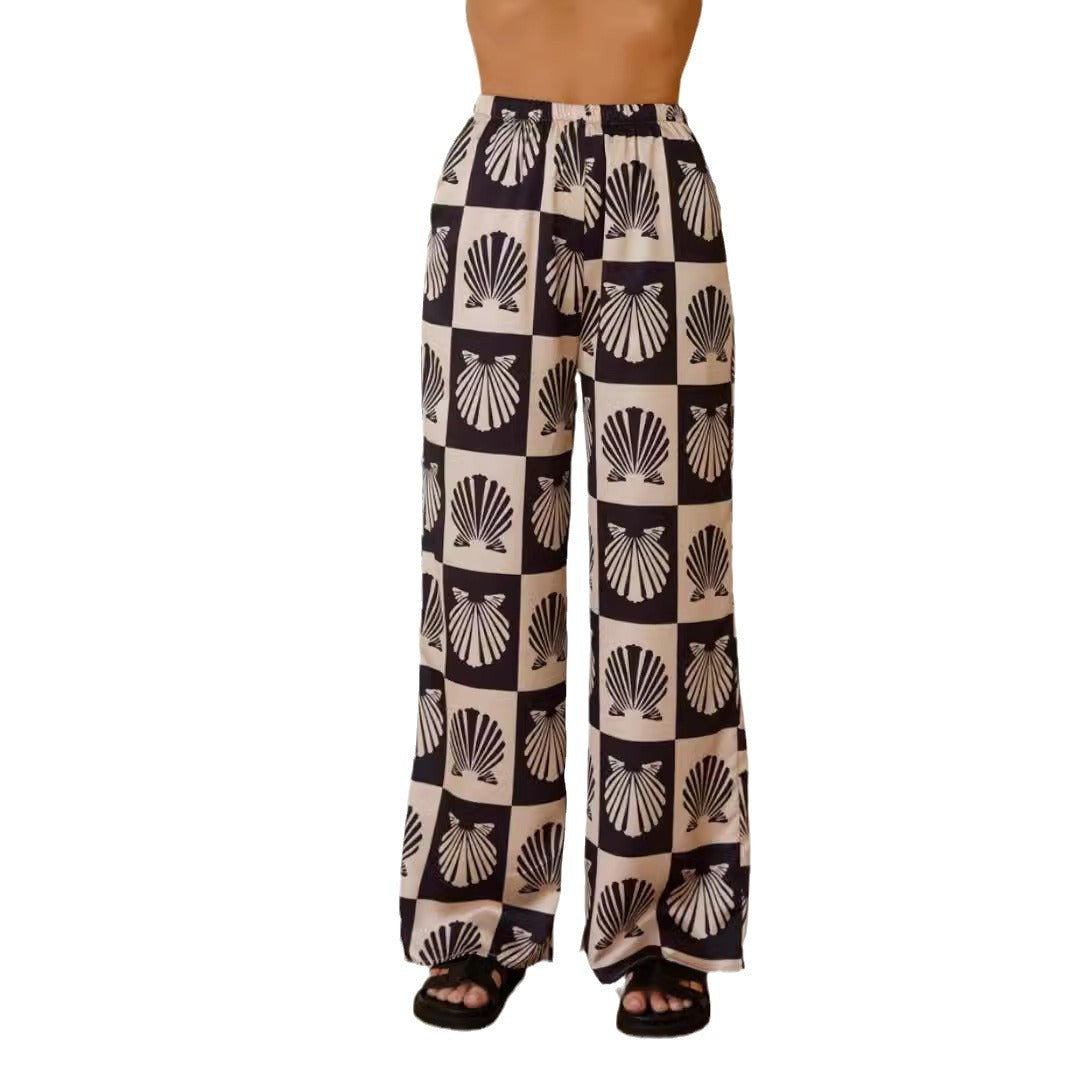 Kvinders komfortable to-dels sæt med kunstnerisk tryk og løs pasform Skovae