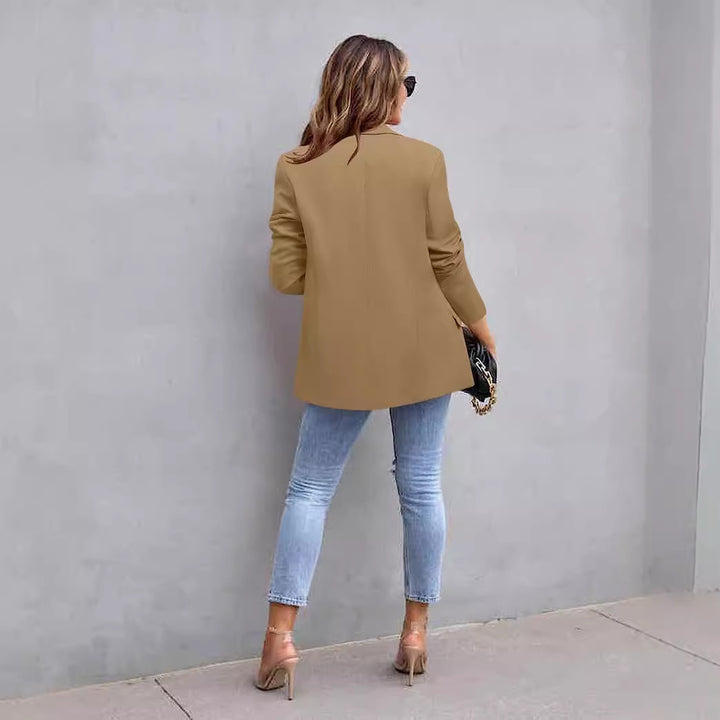 Dame trendy blazer med figursyet snit og store lommer Stilla