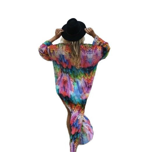 Dame strandkimono med farverigt fjerdesign Stilla