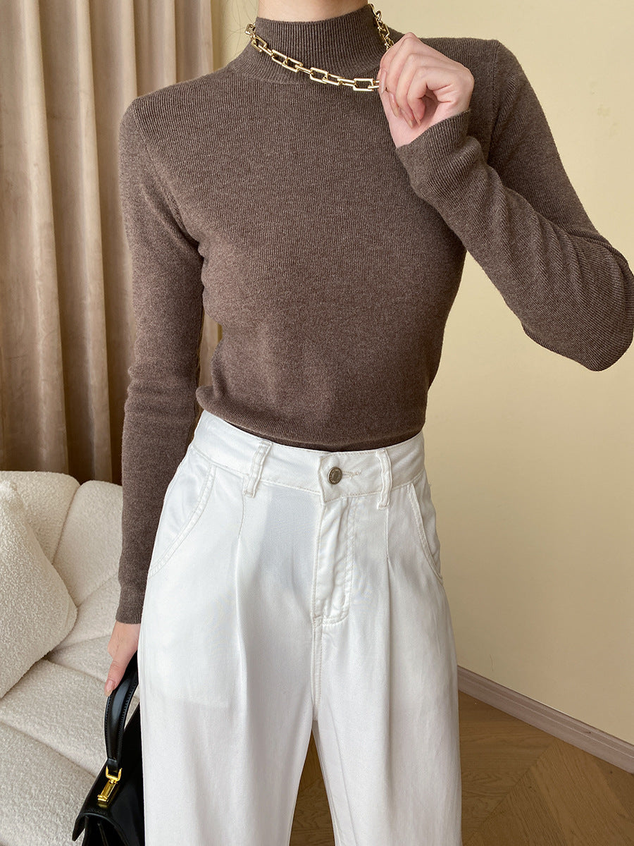 Dame fitted turtleneck top lavet af fint ribstrik Stilla