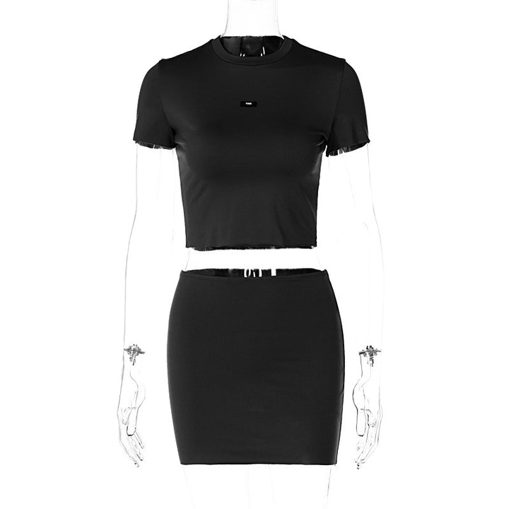 Dame Crop-Top og Nederdel Sæt lavet af kvalitetsmateriale med tætsiddende snit Stilla