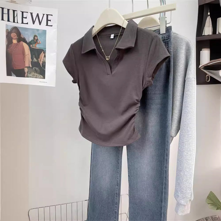 Femme Cropped Polo Stil Top med sidelæns rynkning 詳細 Stilla