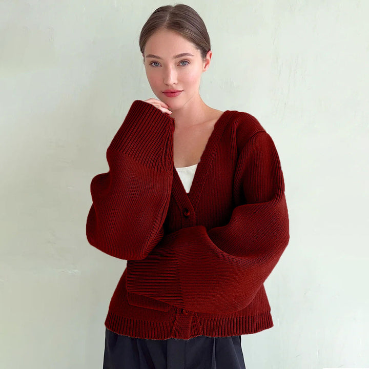 Kvinders cardigan med dyb V-hals og store lommer Stilla