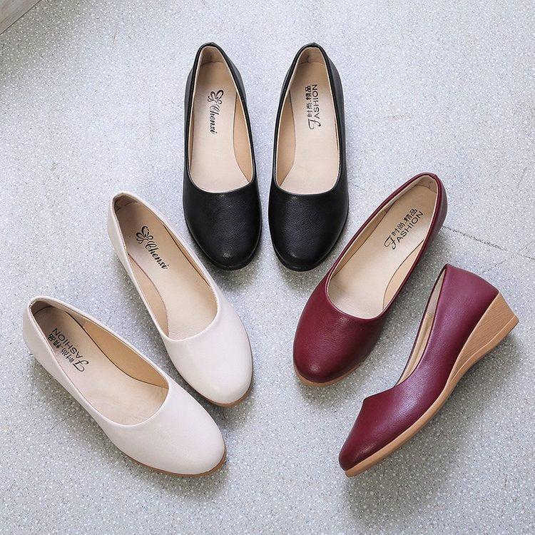 Dame Wedge-pumper med elegant snit og behagelig fodsenge Stilla