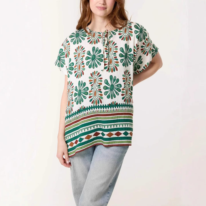 Dame bohemeinspirerede blomsterprint tunika-top Stilla