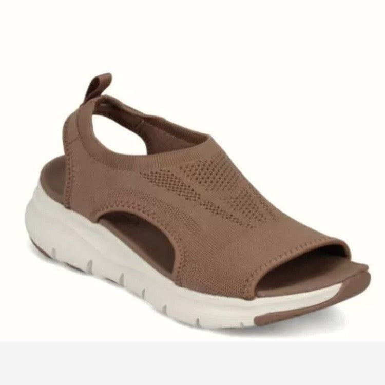 Dame sportlige sandaler med luftig strikket overflade og skridsikker sål Stilla