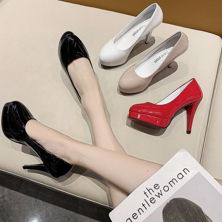 Dame klassisk plateau-pumps med komfortabel polstring og elegant design Stilla