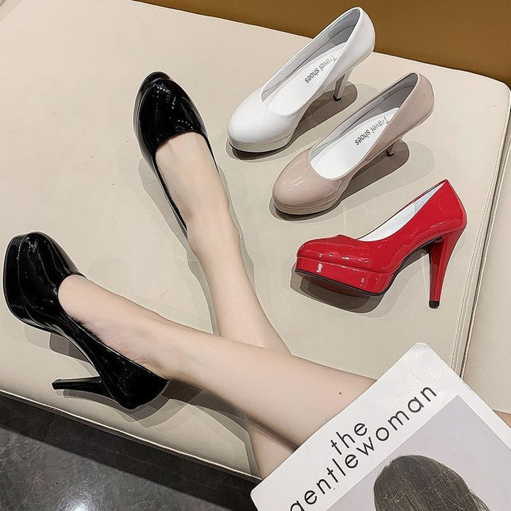 Dame klassisk plateau-pumps med komfortabel polstring og elegant design Stilla
