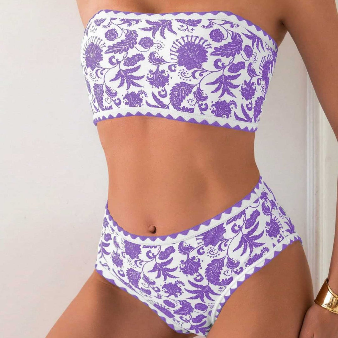 Dame bandeau bikini med trendy floralt design Skovae