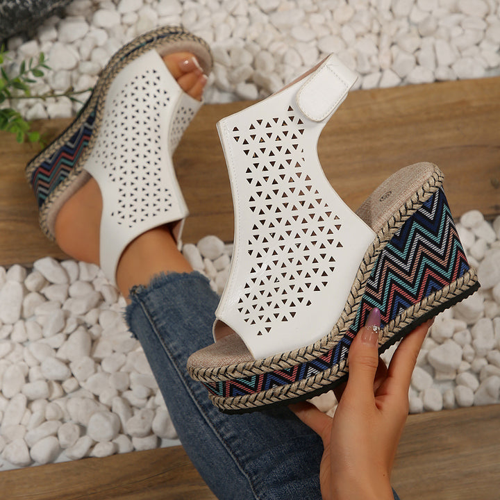 Dame Wedge-sandaler med moderne cut-out-design og stilfuld juteoverflade Stilla