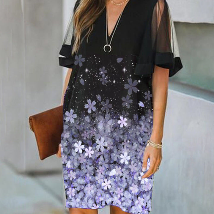 Stilla | Chic Floral Print V-Hals klokkeærme kjole