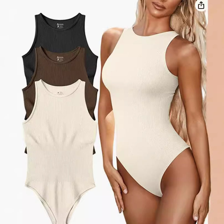 Dame sømløs badedragt med sporty snit og ribstruktureret design Stilla