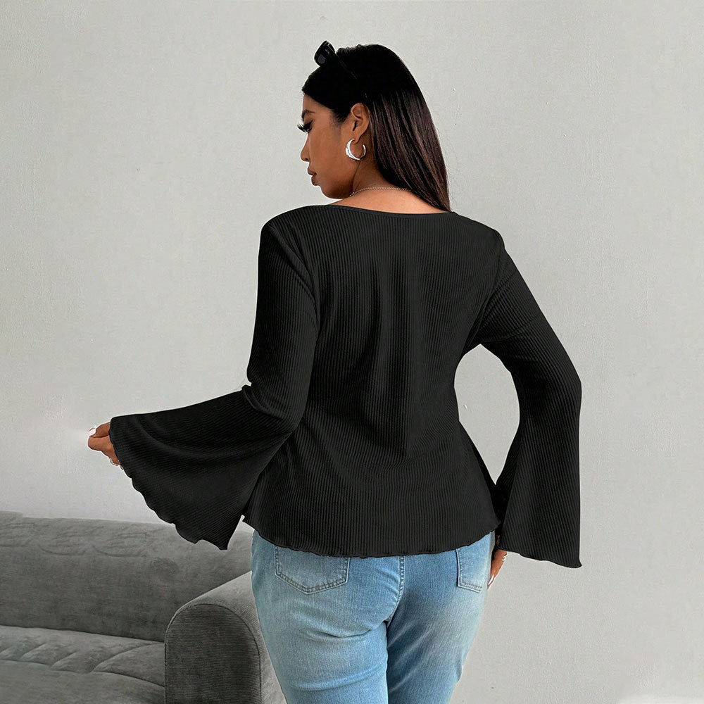 Damebluse med bælte-detalje og brede udskårne ærmer Stilla