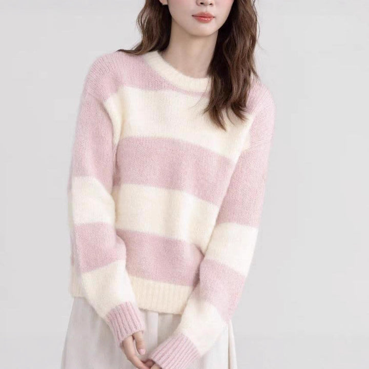 Kvindes stilfulde hyggelige sweater med stribet mønster Stilla