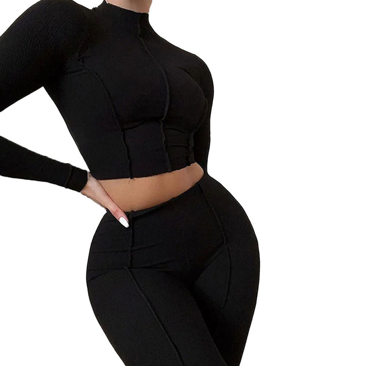 Kvinders sporty sæt med en figur-venlig pasform og lange ærmer Stilla