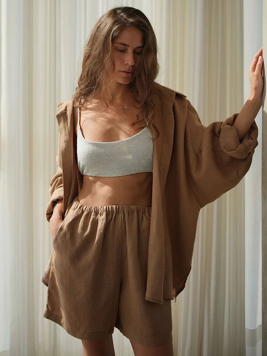 Femme Luxe Slips-Front Skjorte og Shorts Sæt Stilla